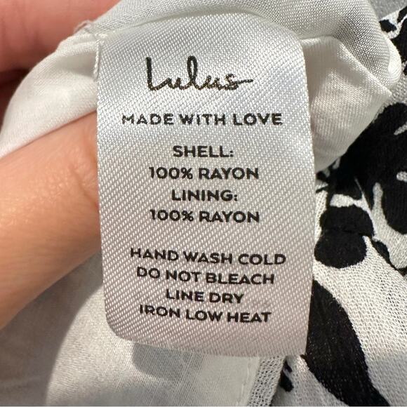 LULUS Breezy Beauty Black Floral Tie Front Crop Top NWT | Size XL - Picture 8 of 8